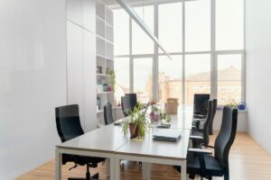 Conference Room vs. Meeting Room Navigating the Right Workspace Solution for Modern Businesses